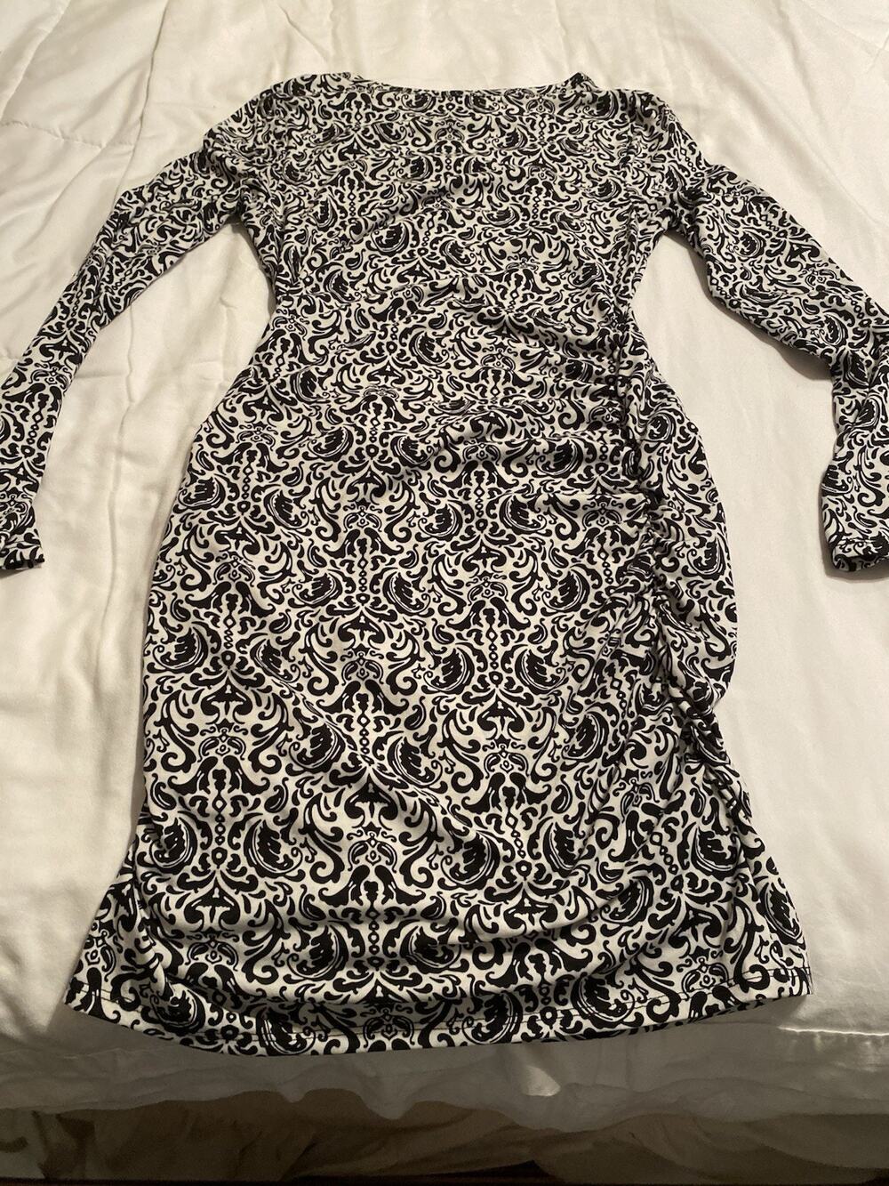 Women’s Bongo Knee Length Dress Size Medium Black & White